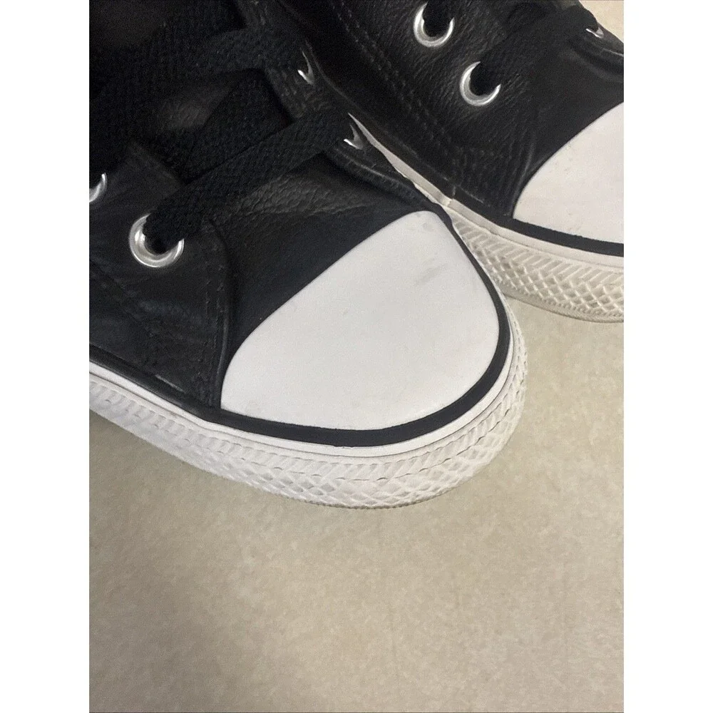 Chuck Taylor All Star Leather converse Size 11